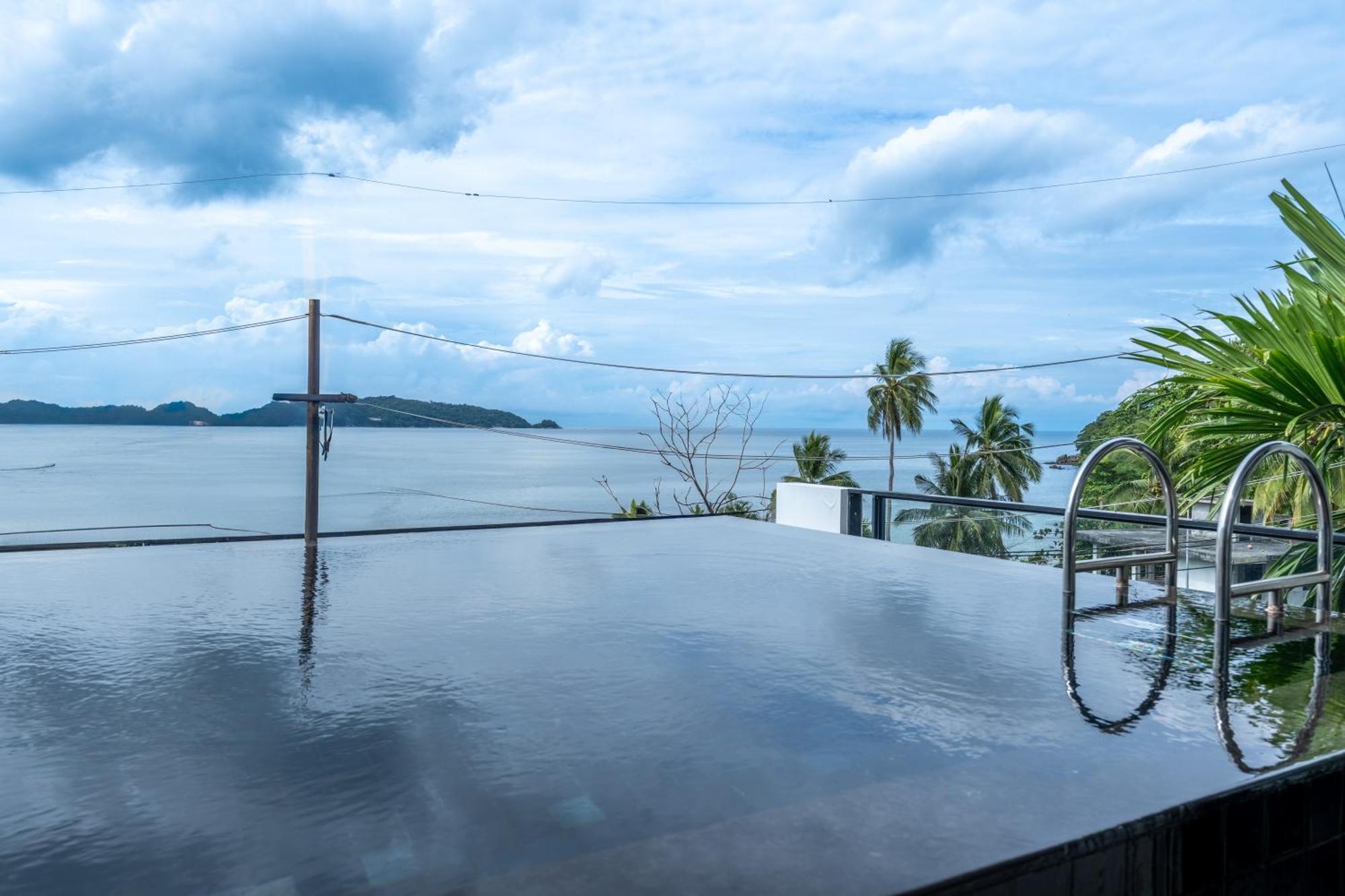 See Sea Villa Phuket Sha Patong Esterno foto